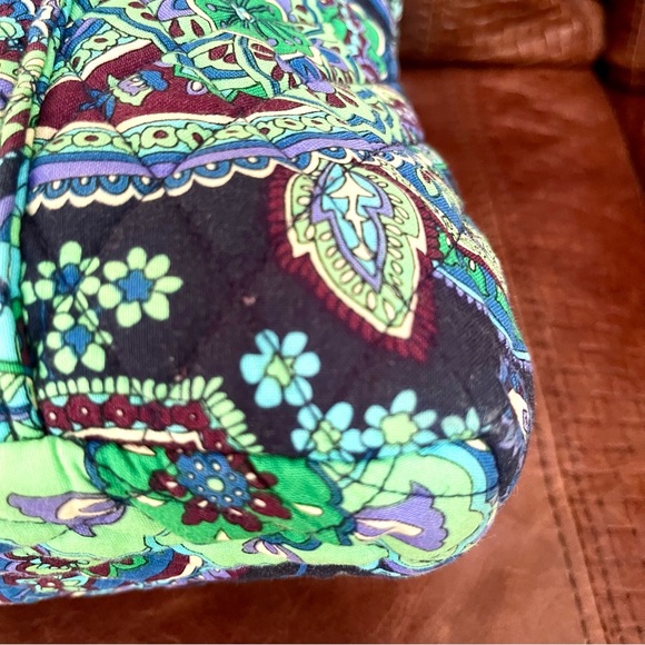 Vera Bradley Paisley Print Quilted Tote & Shoulder Bag & Sunglass Case Set - Picture 9 of 12